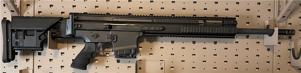 FN SCAR 20S, Black, 7.62x51 NATO, Excellent Condition